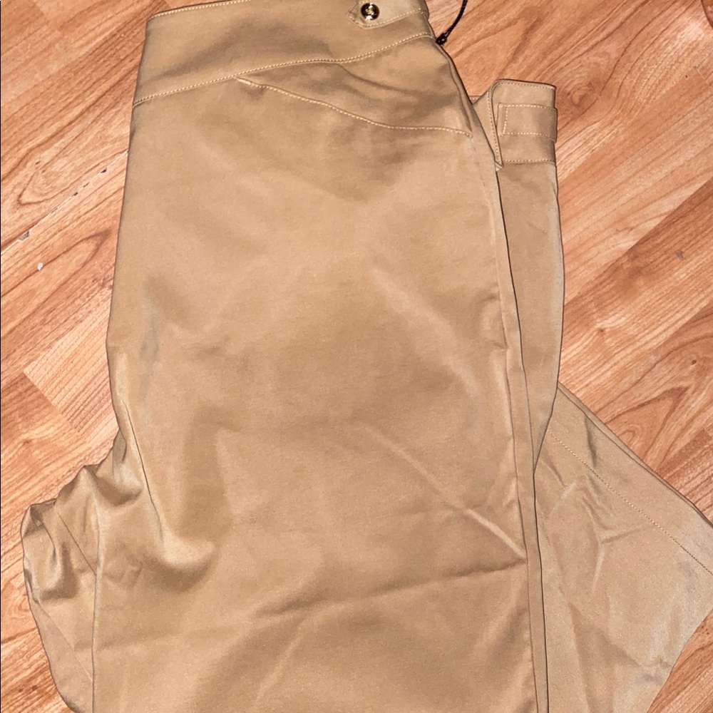 Tail comfort capris,  very nice size 16 - Picture 4 of 4